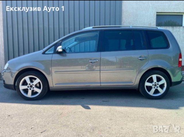 VW Touran 2.0 FSI, снимка 3 - Автомобили и джипове - 44274565