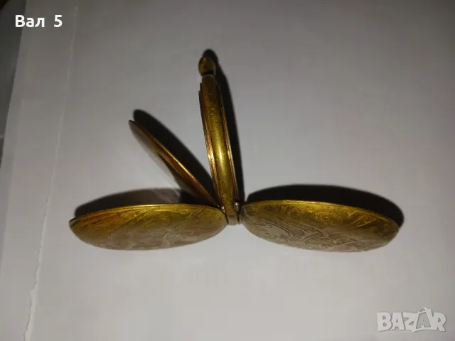 Корпус с капаци за стар джобен часовник