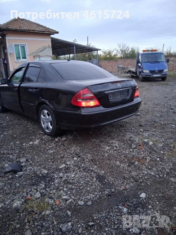 Mercedes E270 CDI на части!, снимка 2 - Автомобили и джипове - 52888172
