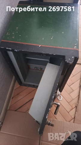 Огнеупорна каса, снимка 4 - Други стоки за дома - 52883190