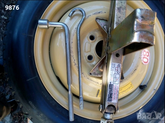 Резервна гума за Хонда, с крик и ключ , снимка 5 - Гуми и джанти - 52774716