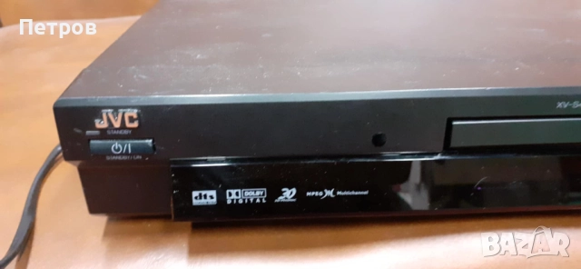DVD JVC S40BK с  проблем, снимка 2 - Плейъри, домашно кино, прожектори - 52050187