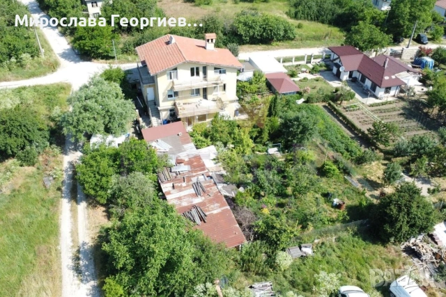 ПРОДАВАМ голяма къща в с. Куманово, снимка 5 - Къщи - 53679176