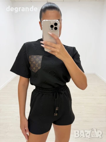 Черен Спортен дамски сет Louis Vuitton ВИДЕО НА МОДЕЛА , снимка 3 - Спортни екипи - 51304474