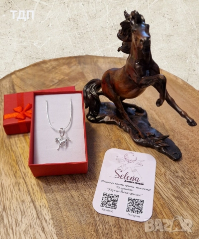 Нежно колие с конче "Свободен дух " , снимка 3 - Колиета, медальони, синджири - 52891670