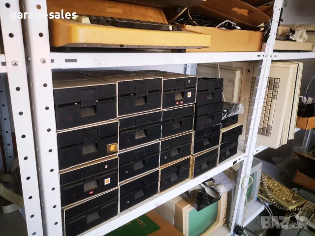 Флопита за 8 битов Правец