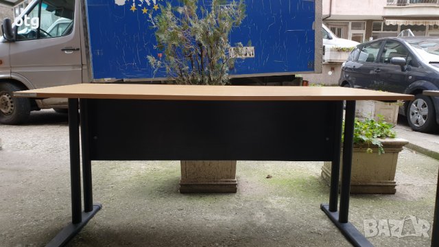 Голямо стабилно  бюро, снимка 5 - Бюра - 41769119