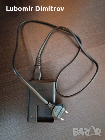 sony dsc-s950, снимка 7 - Фотоапарати - 52109317