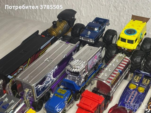 HOT WHEELS на символична цена! Камиони,джипове,автомобили,мотоциклети, снимка 3 - Коли, камиони, мотори, писти - 53259139