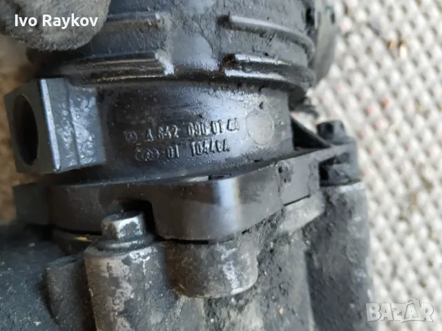 Дебитомер Мерцедес-Бенц | Mercedes-Benz W164 | 3.2 CDI | 2005-2011 | A 642 090 01 44, снимка 3 - Части - 47513743