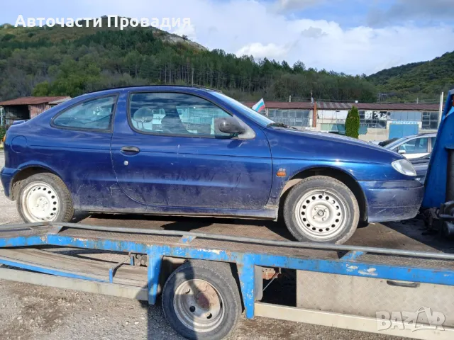 Renault Magane Coach 1.6  1997 г купе на части, снимка 2 - Автомобили и джипове - 47597261
