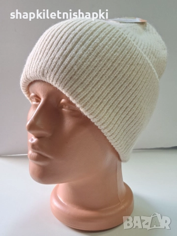 342 Дамска плетена шапка,ангора-бутикова