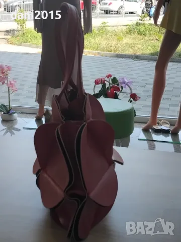 Малка дамска чанта , снимка 3 - Чанти - 55786517