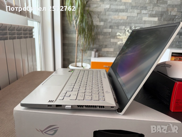 Геймърски лаптоп ROG Zephyrus G14 GA401 Moonlight White с Anime Matrix, снимка 4 - Лаптопи за игри - 53666128