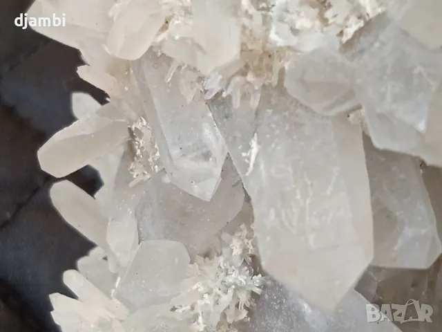 №224,Кварц,Кварцов Кристал,Планински кристал,Кристали и минерали,, снимка 4 - Декорация за дома - 48874369