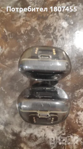 JBL кутии за слушалки два броя, снимка 3 - Bluetooth слушалки - 48245286