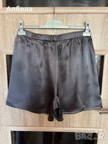 Нови копринени къси панталонки, снимка 2 - Къси панталони и бермуди - 41124694