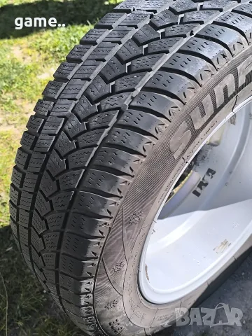 зимни гуми 215\60/16, снимка 8 - Гуми и джанти - 56345486