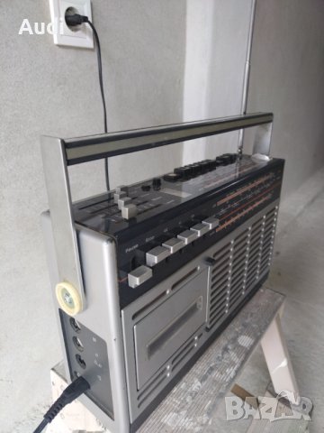 Ретро радио касетофон  TELEFUNKEN bajazzo compact 101, снимка 8 - Радиокасетофони, транзистори - 41423888