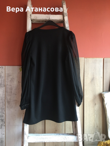 💃🏻 Рокля в свободна кройка с прозрачни ръкави Stradivarius☑️ м размер☑️, снимка 2 - Рокли - 44694691