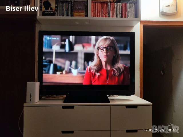 Продавам Телевизор Panasonic Viera TH-42PV80P, снимка 2 - Телевизори - 53525210