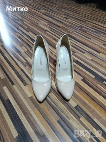Дамски обувки , снимка 2 - Дамски обувки на ток - 52635227