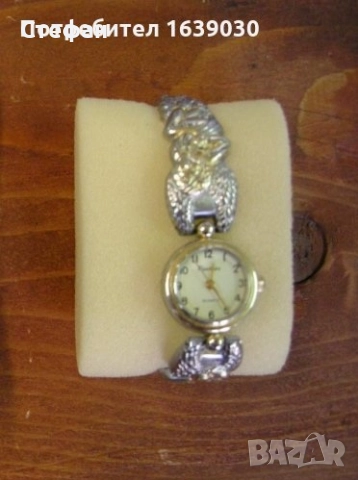 Дизайнерски кварцов часовник Panther. В отлично състояние. Работи точно.