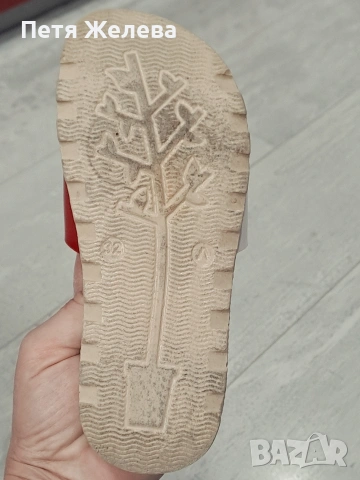 Детски чехли за момиче N32, снимка 5 - Детски сандали и чехли - 53227102