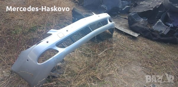 Предна броня w219 в доста добро състояние, снимка 3 - Части - 39464632