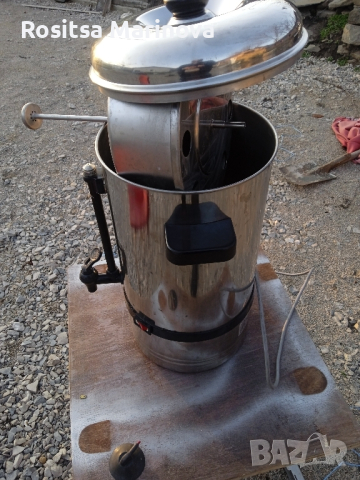 Продавам професионална електрическа кафемашина за кафе и чай, снимка 3 - Кафемашини - 44517381