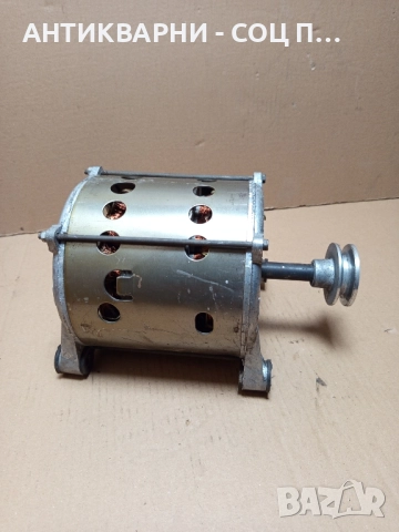 Стар Монофазен Електромотор От Стара Пералня. , снимка 2 - Антикварни и старинни предмети - 52202844