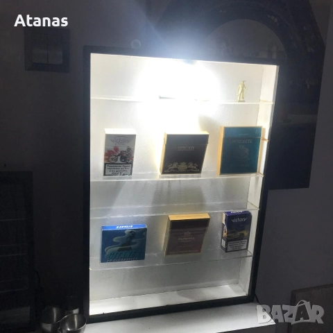 Ръчно изработена дървена витрина, снимка 3 - Антикварни и старинни предмети - 52683938