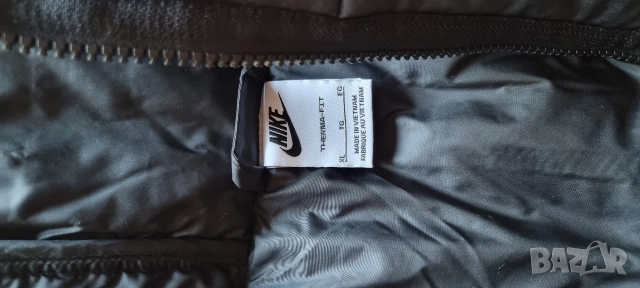 *Чисто * Ново* Зимно* Яке* NIKE*, снимка 3 - Якета - 52920513