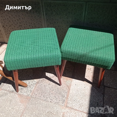 2 броя табуретки 