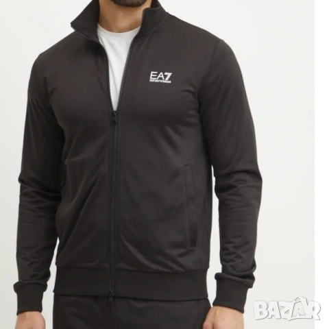 Страхотен мъжки екип ARMANI EXCHANGE размер М , снимка 2 - Спортни дрехи, екипи - 53633357