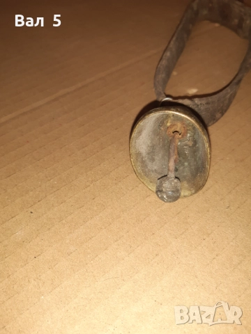 Старо бронзово звънче със стара кожена каишка , звънец, снимка 5 - Антикварни и старинни предмети - 52576170