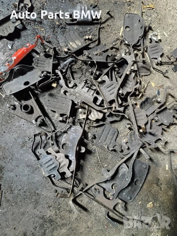 Скоба спирачен апарат BMW E60 E61 E65 E66 E63 E64 скоба спирачки БМВ , снимка 3 - Части - 53206379