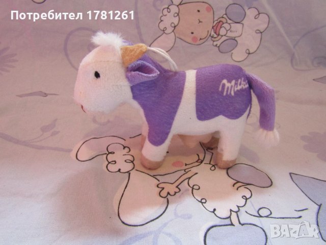 Малка плюшена кравичка, снимка 1
