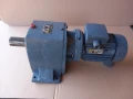трифазен мотор редуктор рцс 80, снимка 1