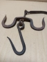 Стар Ръчно Кован Ченгел За Дране На Животни. , снимка 5