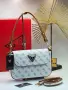 Michael Kors Дамска Елегантна Чанта С Капак Монограм И Златисти Детайли-Различни Цветове Код SEM-692, снимка 8