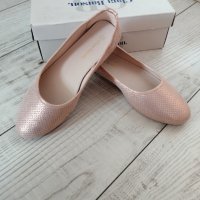 Нови дамски обувки , снимка 1 - Дамски ежедневни обувки - 41360405