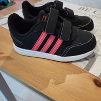 Детски маратонки ,, Adidas", снимка 3 - Детски маратонки - 40954361