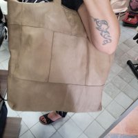 Естествена кожа ОГРОМНА чанта,тип торба,бежева, снимка 4 - Чанти - 41687693