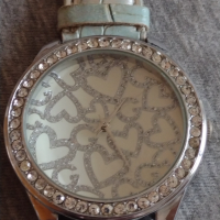 Летен хит дамски часовник свеж красив стилен дизайн - 41891, снимка 1 - Дамски - 36245317