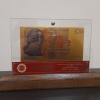 Банкноти Паунди златни в стъклена поставка и масивно дърво, снимка 4 - Други ценни предмети - 38708202