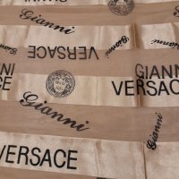 Gianni Versace , снимка 2 - Шалове - 41889314