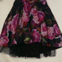 Рокля за момиче с розово лилави цветя, елегантна, празнична с повдигаща подплата от тюл, снимка 2 - Детски рокли и поли - 39787953