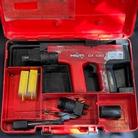 Пистолет за директен монтаж Hilti DX450, снимка 1 - Други инструменти - 42001649