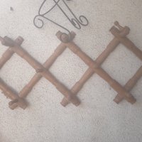 Старинна дървена закачалка (тип хармоника), снимка 1 - Антикварни и старинни предмети - 39794840